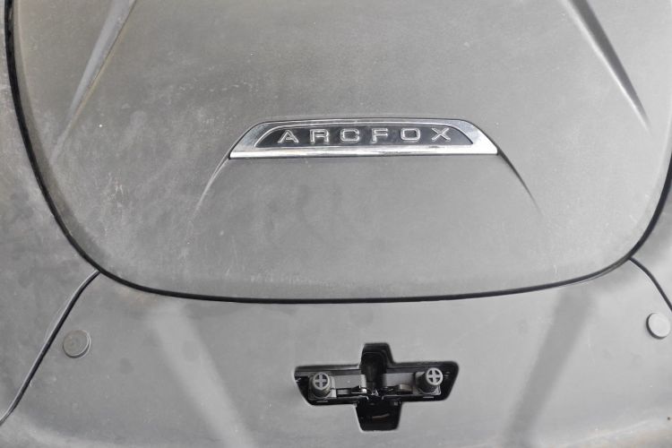 ARCFOX极狐 极狐 阿尔法T(ARCFOX αT) 2022款 653S+ 175kW局部细节24