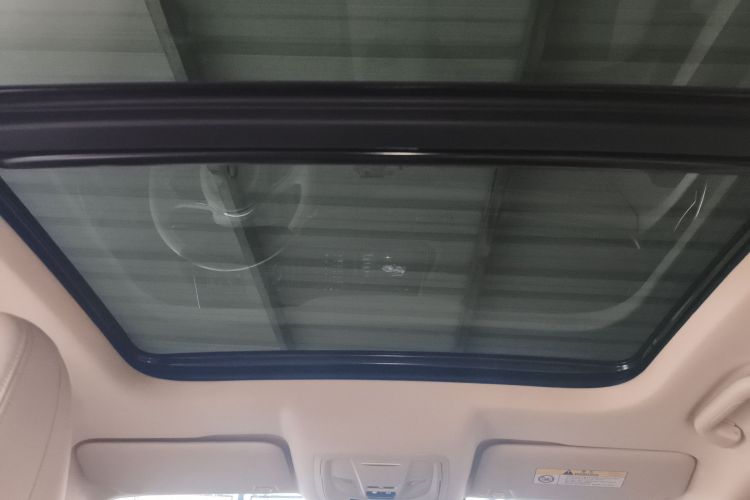 欧拉好猫 2023款 401km标准续航 尊贵型 磷酸铁锂中控内饰22