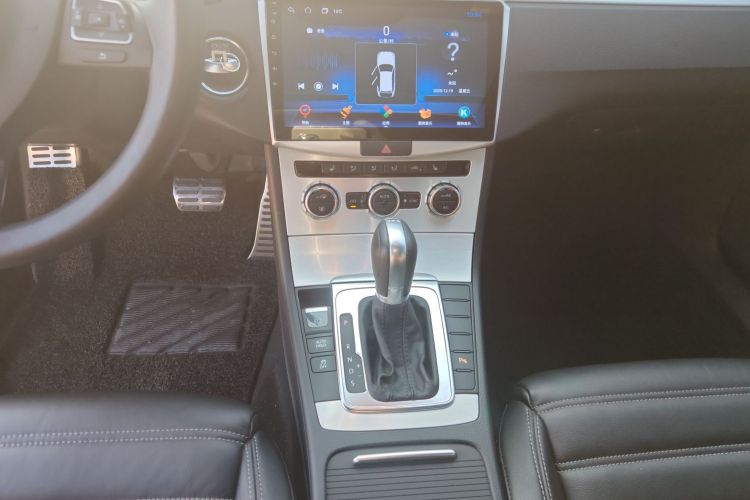 一汽-大众CC 2016款 1.8TSI 尊贵型中控内饰18