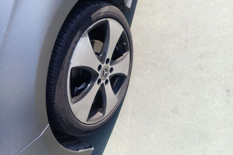 奔驰A级(进口) 2017款 改款 A 200 时尚型车身外观6007