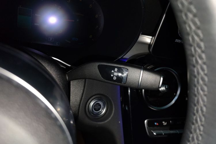 奔驰C级 2021款 C 260 星耀臻藏版中控内饰18