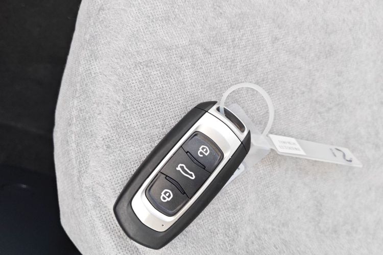 吉利银河 2024款 熊猫mini 200km 耐力熊中控内饰11