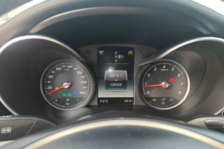 奔驰C级 2015款 C 200 L 运动型中控内饰14