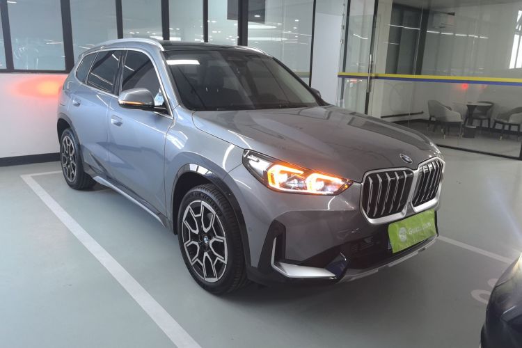 宝马X1 2024款 sDrive25Li X设计套装车身外观3