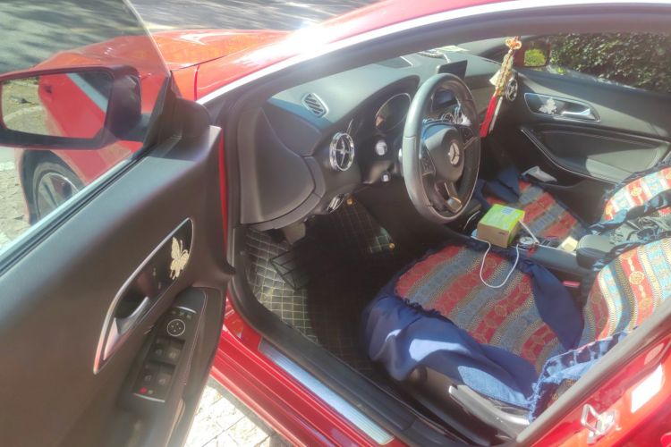 奔驰CLA 2018款 CLA 200 动感型中控内饰7003