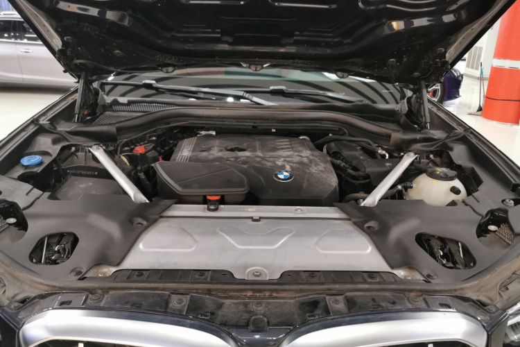 宝马X4 2022款 xDrive 25i M运动套装局部细节24