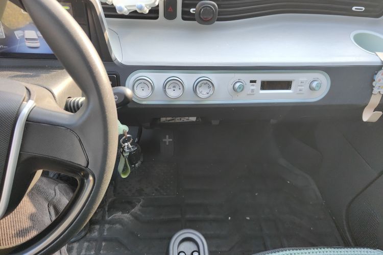 五菱汽车 宏光MINIEV 2021款 马卡龙臻享款 磷酸铁锂局部细节16