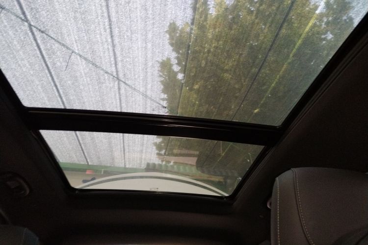 凯迪拉克XT4 2021款 28T 两驱豪华型中控内饰22