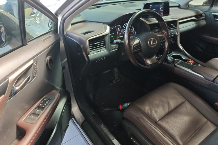 雷克萨斯RX 2020款 改款 450hL 四驱典雅版7座中控内饰7003