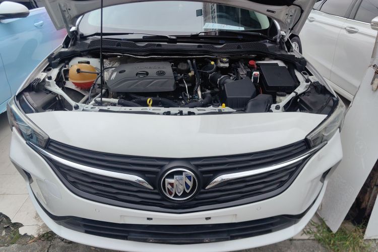 别克 威朗 2020款 20T CVT领先型机舱底盘24