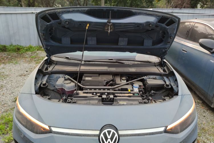 大众ID.7 VIZZION 2024款 AIR机舱底盘24