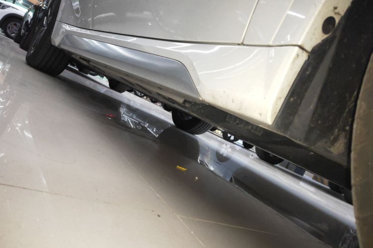 宝马iX1 2023款 eDrive25L M运动套装局部细节9001