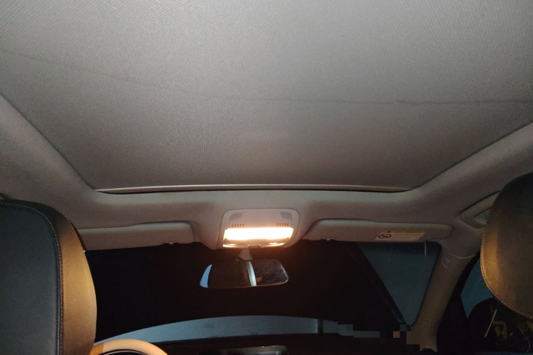 奥迪Q5 2016款 40 TFSI 技术型局部细节22