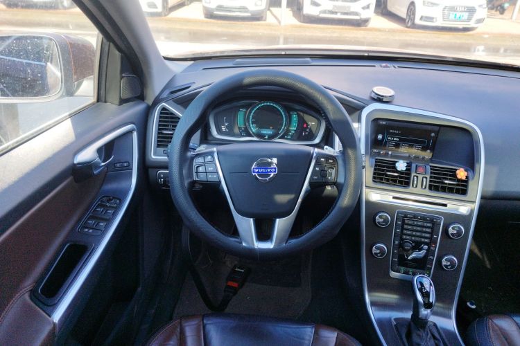 沃尔沃XC60(进口) 2014款 改款 T5 智雅版中控内饰13