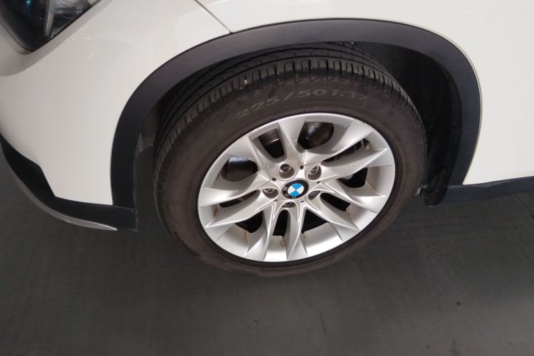 宝马X1 2015款 sDrive18i 时尚晋级版车身外观6007