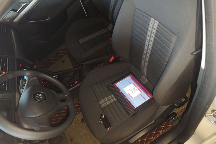 大众 2019款 朗逸启航 1.5L 自动风尚版 国VI中控内饰19