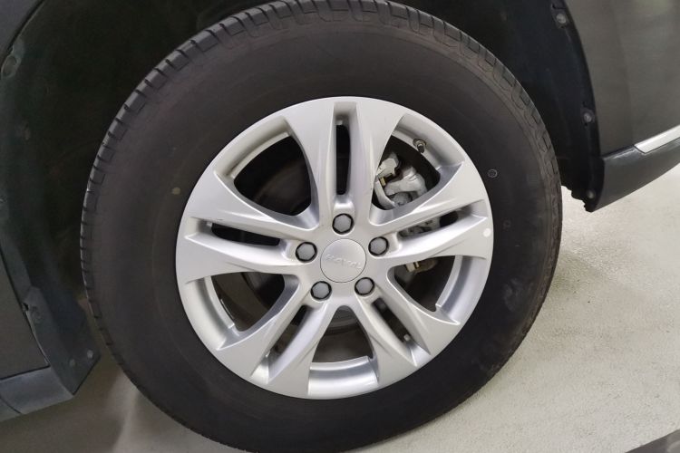 哈弗M6 2021款 PLUS 1.5T DCT智享型车身外观10