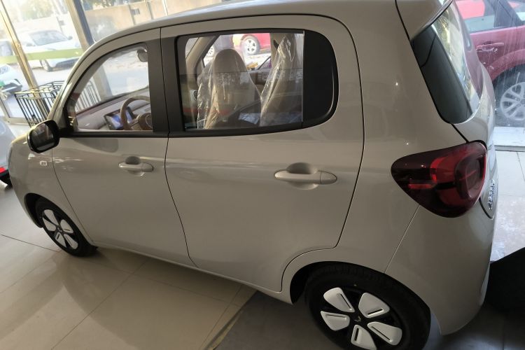 五菱汽车 宏光MINIEV 2025款 四门版 进阶款车身外观6003