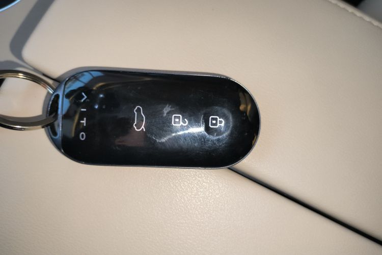 鸿蒙智行 问界M5 2023款 纯电四驱智驾版中控内饰11