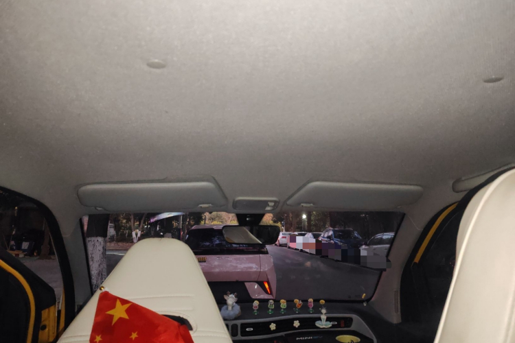 五菱汽车 宏光MINIEV 2021款 马卡龙时尚款 磷酸铁锂中控内饰22