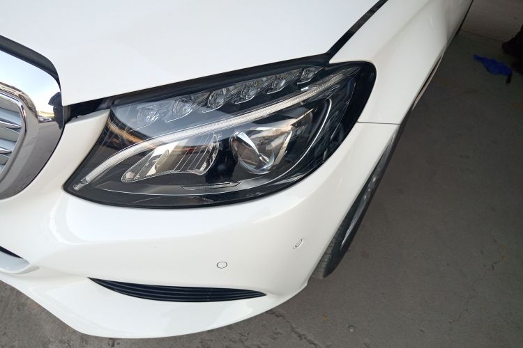 奔驰C级 2015款 C 180 L局部细节36