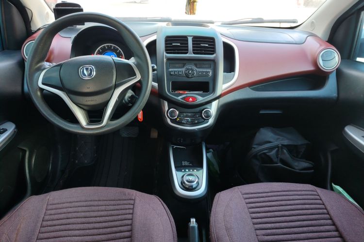 长安 奔奔 2015款 1.4L IMT豪华型 国V中控内饰7002