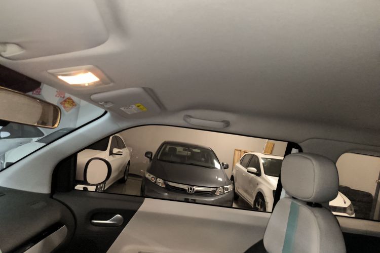 长安启源 长安Lumin 2022款 210km 香甜款中控内饰22