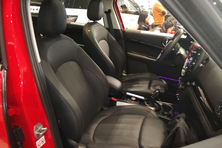 MINI Countryman 2021款 2.0T COOPER S ALL4局部细节41