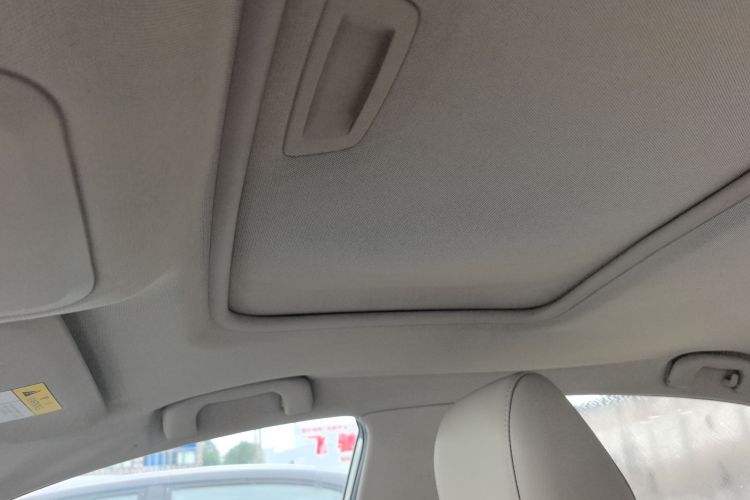 别克 英朗 2016款 15N 自动精英型局部细节22