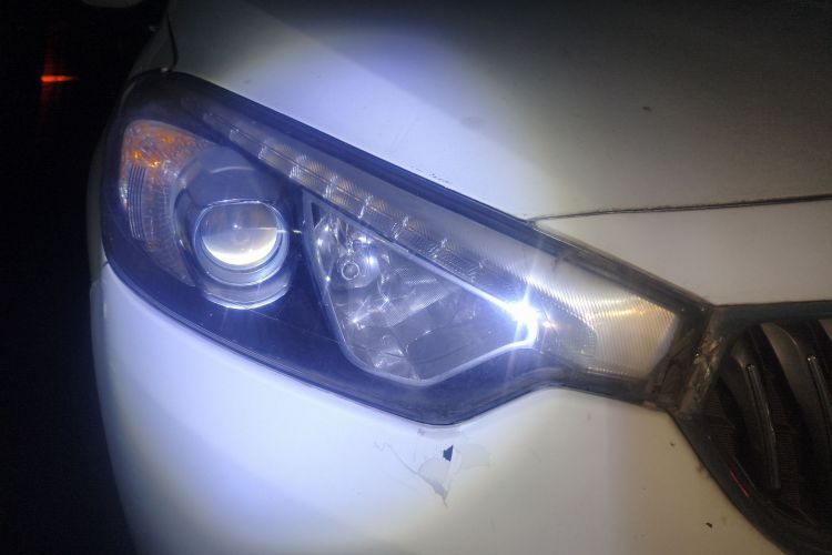 起亚K3 2015款 1.6L 自动GLS车身外观6006