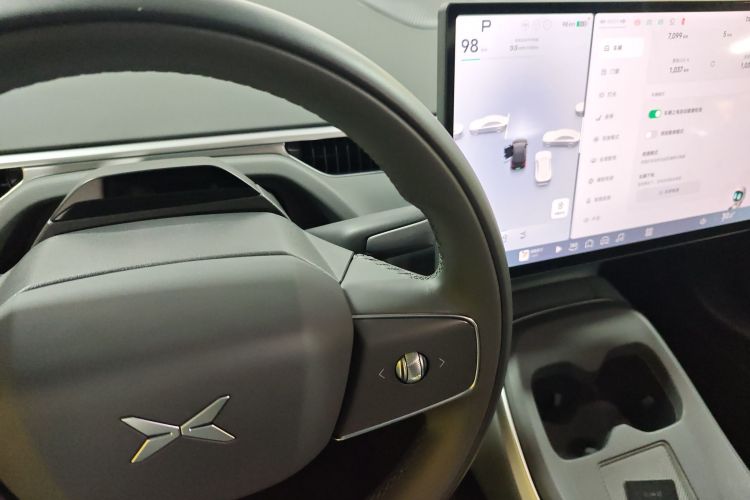 小鹏MONA M03 2024款 515 长续航中控内饰18