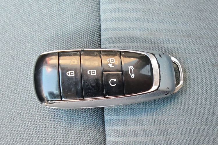 埃安 AION Y 2023款 Plus 510 乐享版中控内饰7001