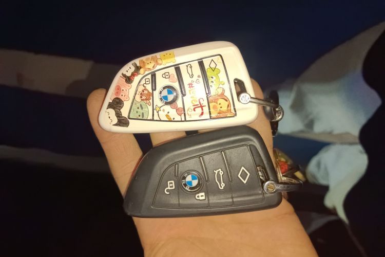 宝马3系 2022款 改款 325Li M运动套装中控内饰7001