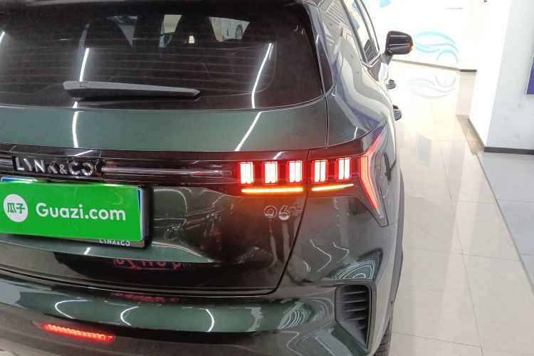 领克06 2023款 Remix 1.5T Hero车身外观9