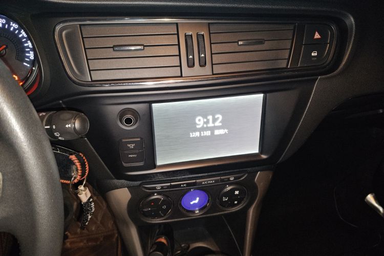 雪铁龙C3-XR 2015款 1.6THP 自动先锋型局部细节16