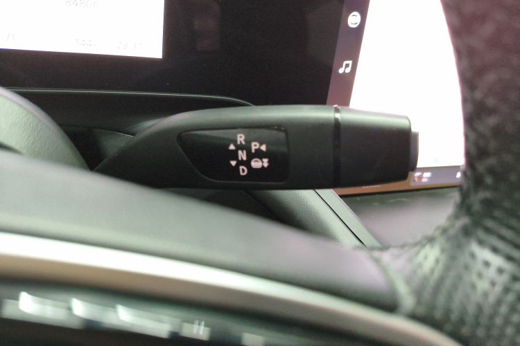 小鹏P7 2020款 562E性能版局部细节18