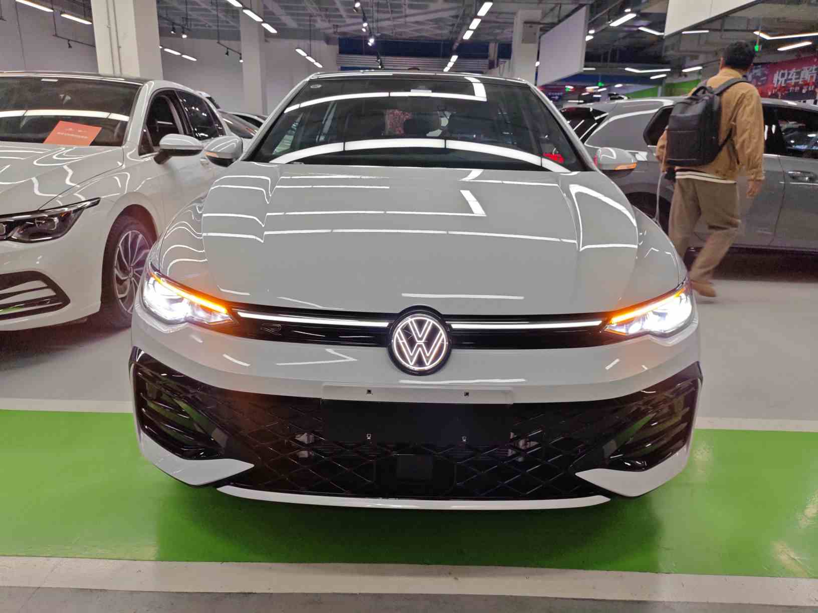 大众 高尔夫 2025款 300TSI R-Line(1)