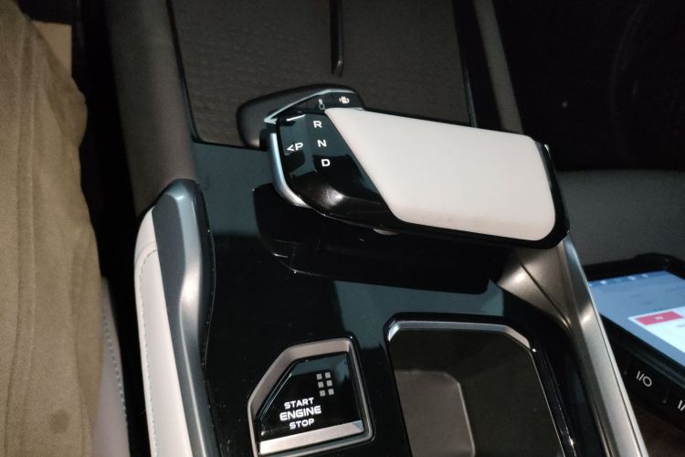 长安UNI-T 2023款 第二代 1.5T 旗舰型中控内饰18