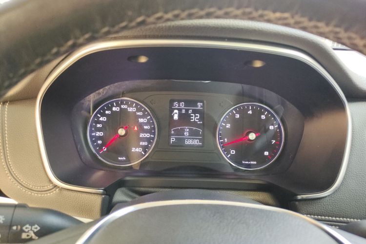 荣威RX5 2016款 20T 两驱自动互联网智享版中控内饰14