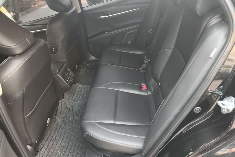 丰田 凯美瑞 2024款 双擎 2.0HGVP 豪华版中控内饰21