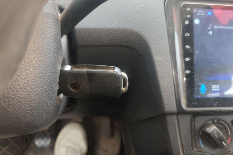 大众 桑塔纳 2021款 1.5L 手动风尚版中控内饰11