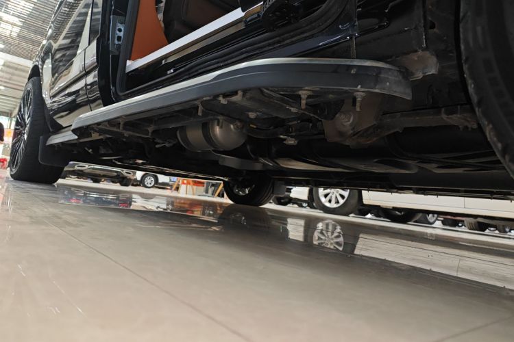 钧天黑武士Youth 2023款 2.0T 汽油标配版局部细节9002