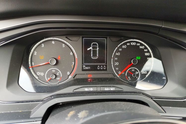 大众 Polo 2019款 Plus 1.5L 自动全景乐享版中控内饰14