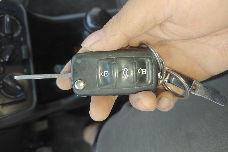 大众 桑塔纳 2016款 1.4L 手动风尚版中控内饰11