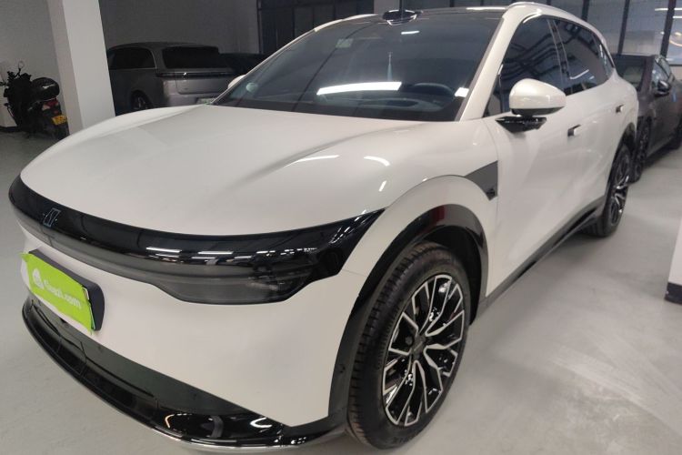 极氪7X 2025款 75kWh 后驱智驾版车身外观1