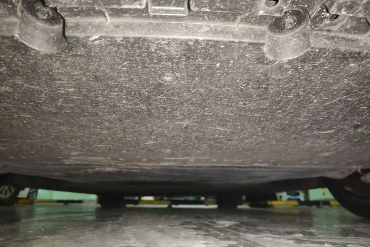 小米汽车 小米SU7 2024款 四驱超长续航高阶智驾Max版局部细节9008