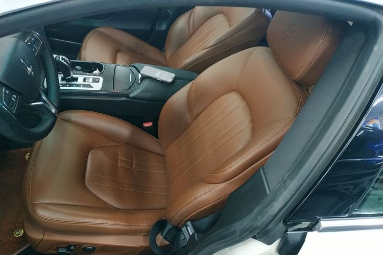 玛莎拉蒂 Ghibli 2014款 3.0T 标准版中控内饰19