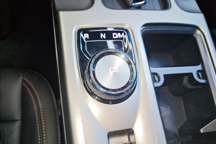 哈弗大狗 2024款 1.5T DCT边牧版中控内饰18