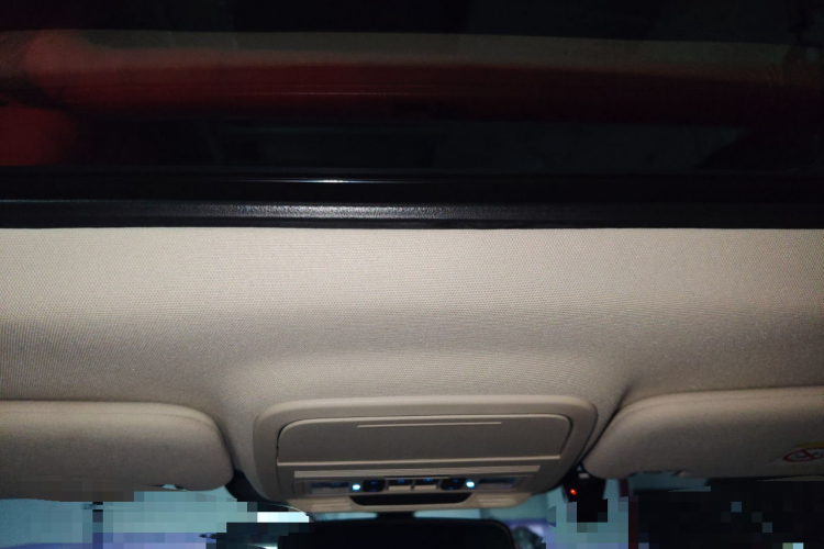 福特 探险者 2023款 EcoBoost 285 四驱钛金版 7座局部细节22