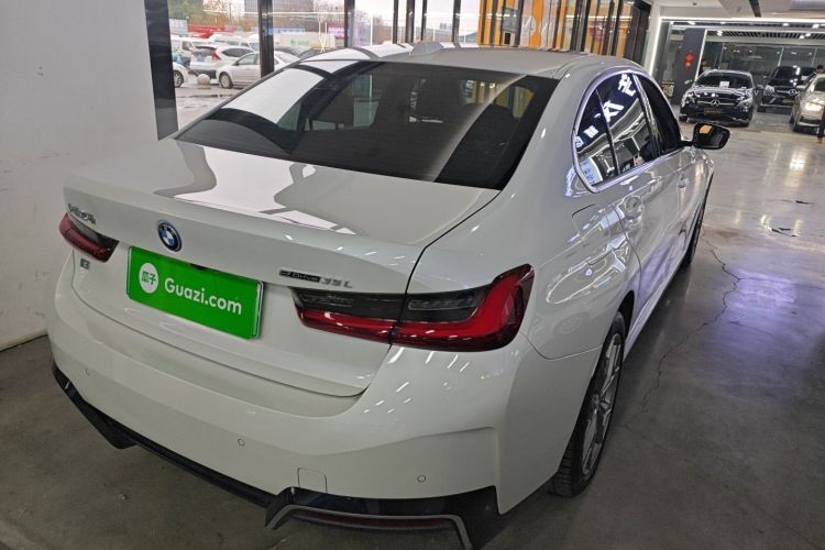 宝马i3 2022款 eDrive 35 L车身外观7